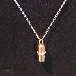 Elegant Silver and Gold Pendant Necklace